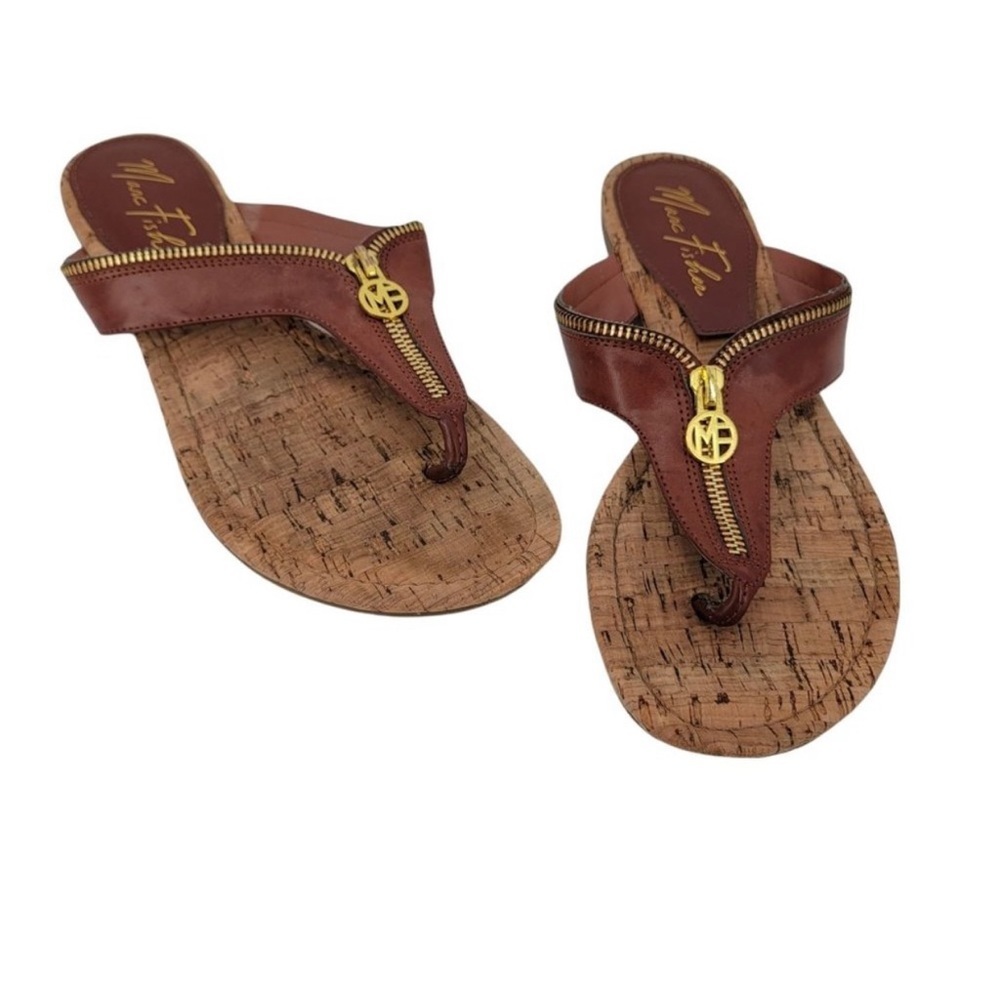 Marc Fisher Size 8 M Meghan Women’s Leather Thong Gold Zipper Sandals